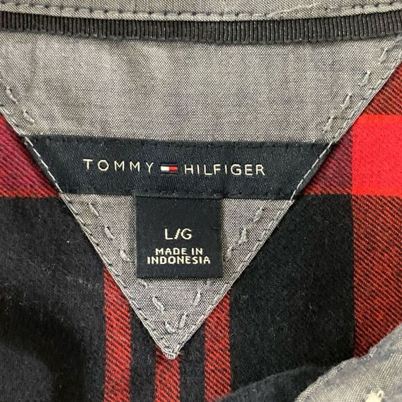 Tommy Hilfiger Top Women’s L Red Blue Plaid Roll Tab Sleeves Casual Preppy - Picture 7 of 11